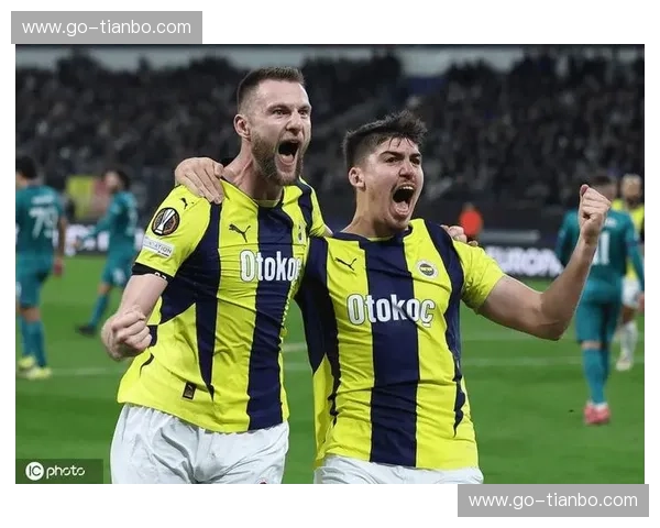 欧联16强：星光与热血的对决